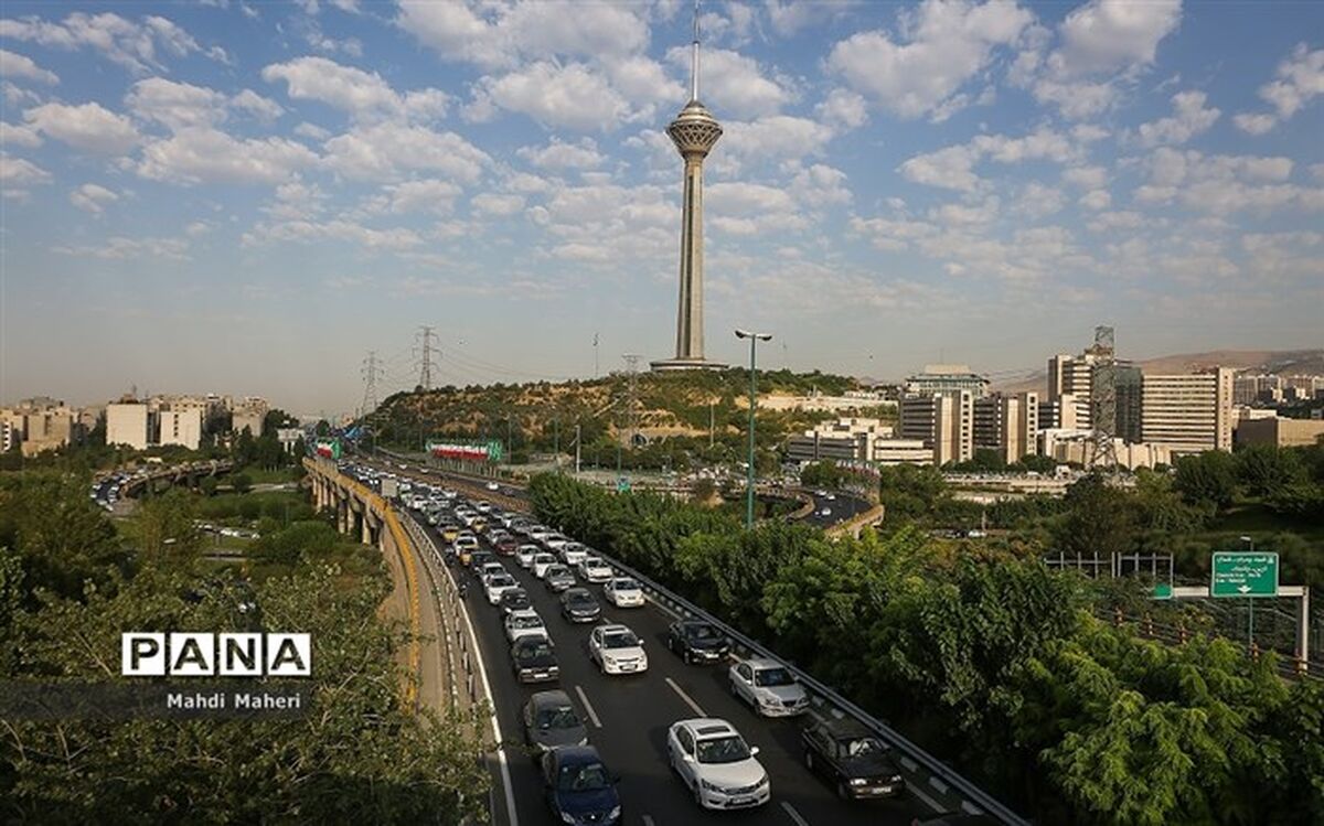 ترافیک نیمه‌سنگین صبحگاهی در معابر بزرگراهی تهران