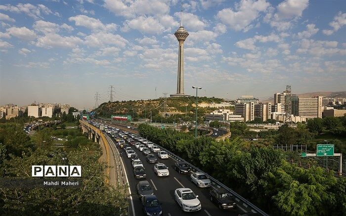 ترافیک نیمه‌سنگین صبحگاهی در معابر بزرگراهی تهران