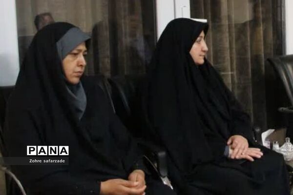 جلسه اعضای ستاد یادواره شهدا و سه شهید گمنام شهر آبعلی با امام جمعه رودهن