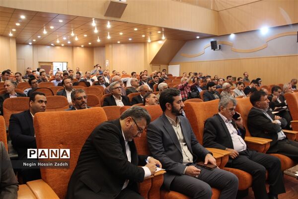 چهارمین نشست مجمع کمیسیون‌های معماری و شهرسازی شهرهای استان تهران در اسلامشهر