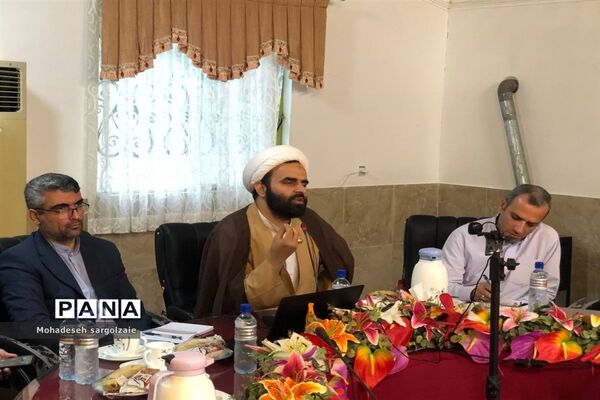 نشست معاونان پرورشی و تربیت‌بدنی شهرستان مناطق مازندران