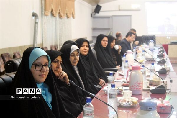 نشست معاونان پرورشی و تربیت‌بدنی شهرستان مناطق مازندران
