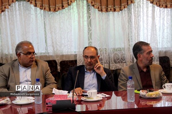نشست معاونان پرورشی و تربیت‌بدنی شهرستان مناطق مازندران
