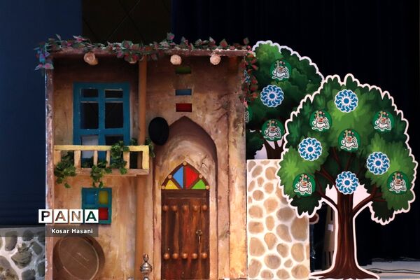اختتامیه دومین جشنواره دوسالانه قصه گویی نهال امید