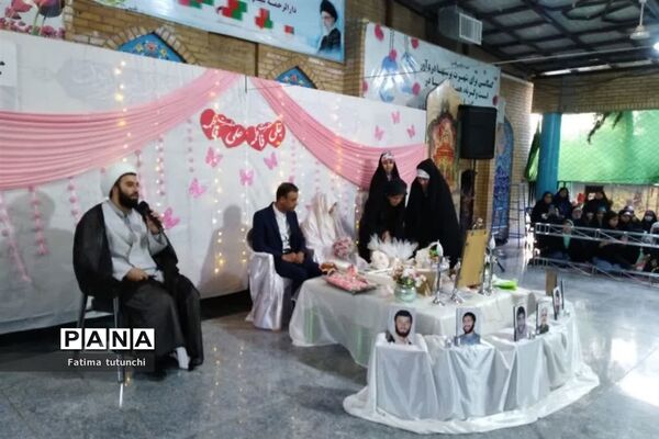 پیوند آسمانی در جوار شهدای گمنام شیراز به مناسبت سالگرد ازدواج حضرت علی(ع) وحضرت فاطمه(س)
