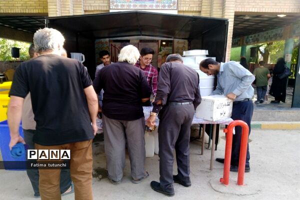 پیوند آسمانی در جوار شهدای گمنام شیراز به مناسبت سالگرد ازدواج حضرت علی(ع) وحضرت فاطمه(س)
