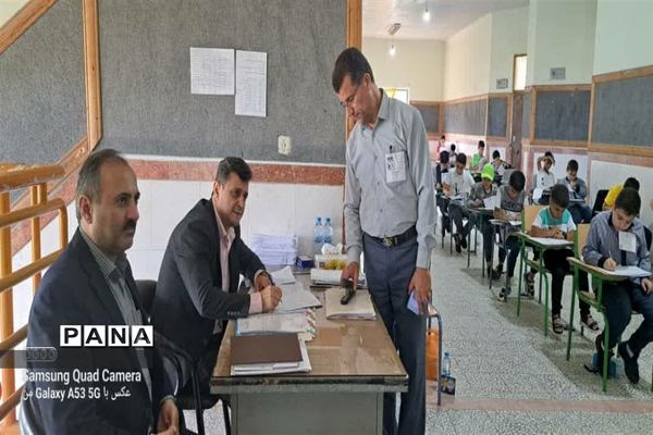 آزمون تیزهوشان دختران و پسران در دبیرستان علامه حلی