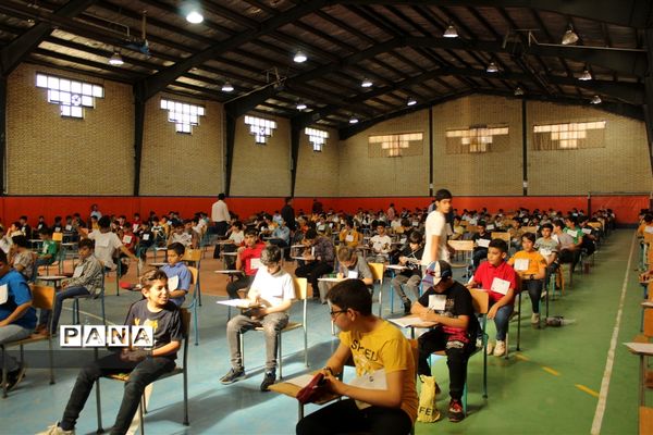 حضور پسران در آزمون ورودی مدارس استعدادهای درخشان