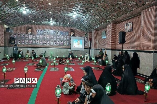 یادبود شهید‌محمد قنبری در گلزارشهدای شهرستان‌ قرچک