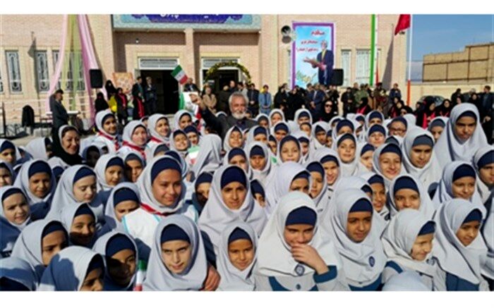 شمار مدارس وکیلی به 100 رسید