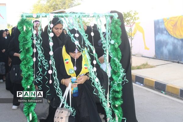 اعزام دانش‌آموزان دختر زیارت اولی  استان بوشهر به مشهد مقدس -۲