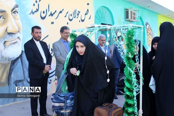 اعزام دانش‌آموزان دختر زیارت اولی  استان بوشهر به مشهد مقدس -۲