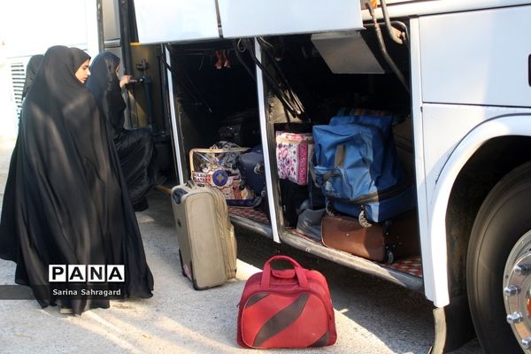 اعزام دانش‌آموزان دختر زیارت اولی  استان بوشهر به مشهد مقدس -۲