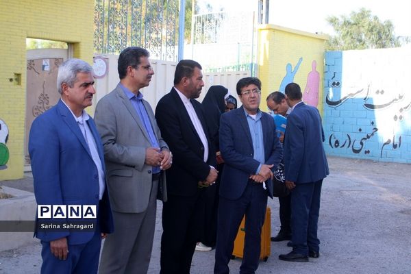 اعزام دانش‌آموزان دختر زیارت اولی  استان بوشهر به مشهد مقدس -۲