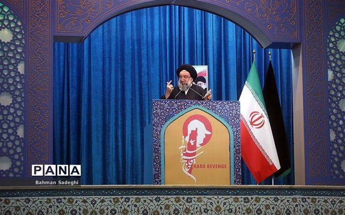 برگزاری نماز عید قربان در تهران به امامت آیت الله خاتمی