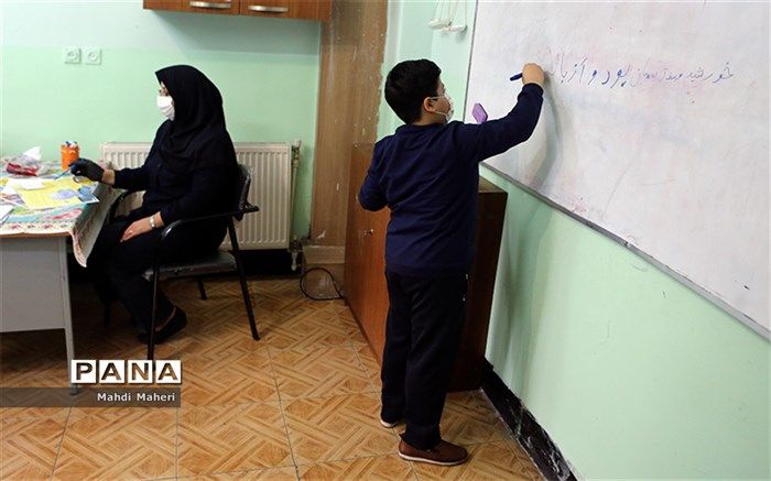 زمان ثبت‌نام و انتقال معلمان به مقصد کلانشهرها تمدید شد