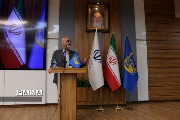 افتتاحیه دوره تابستانه فصل رویش اتحادیه انجمن اسلامی دانش‌آموزان خوزستان