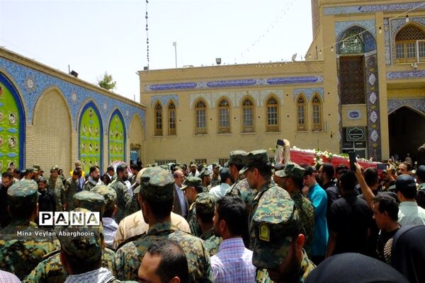 مراسم تشییع و خاکسپاری پیکر شهید مدافع امنیت علی محمودی در شهرستان پیشوا