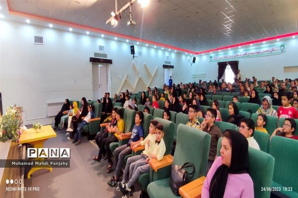 افتتاحیه کلاس‌های اوقات فراغت کانون فرهنگی و تربیتی لقمان در کاشمر