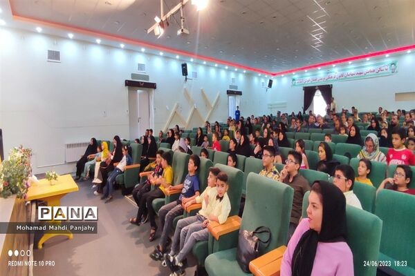 افتتاحیه کلاس‌های اوقات فراغت کانون فرهنگی و تربیتی لقمان در کاشمر