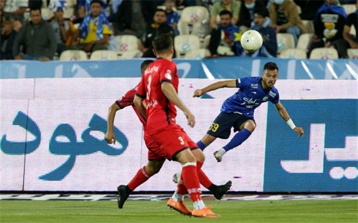 توافق ۲ بازیکن با استقلال‌