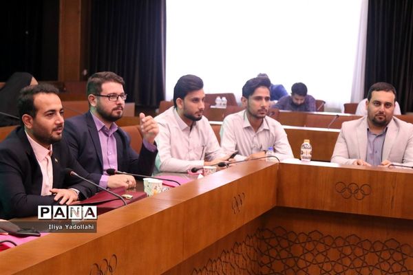 نشست تخصصی جوانان و حکمرانی نو