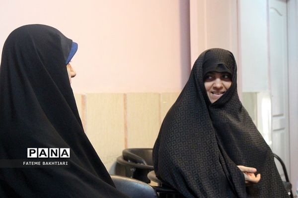 کارگاه‌های توانمندسازی رتبه‌های برتر قرآن‌ و عترت شهرستان‌های استان تهران‌