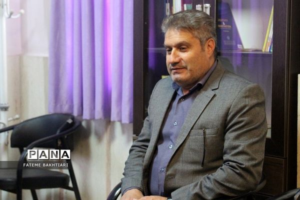 کارگاه‌های توانمندسازی رتبه‌های برتر قرآن‌ و عترت شهرستان‌های استان تهران‌