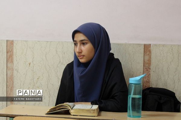 کارگاه‌های توانمندسازی رتبه‌های برتر قرآن‌ و عترت شهرستان‌های استان تهران‌