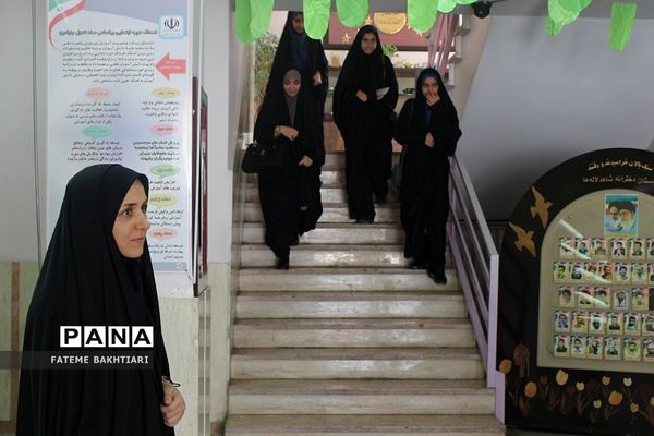 کارگاه‌های توانمندسازی رتبه‌های برتر قرآن‌ و عترت شهرستان‌های استان تهران‌