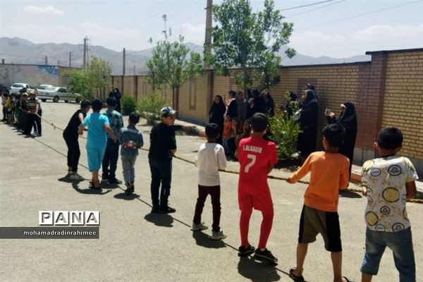 ویژه‌برنامه روز جهانی مبارزه با مواد مخدر در مدرسه ابوعلی‌سینا شهرستان فیروزکوه