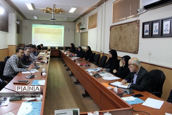 جلسه ستاد شاهد و امور ایثارگران آموزش و پرورش اسلامشهر