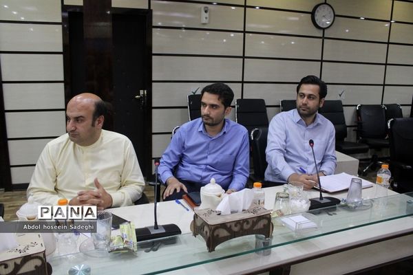 نشست مدیرکل آموزش و پرورش استان بوشهر با حوزه معاون پرورشی و فرهنگی