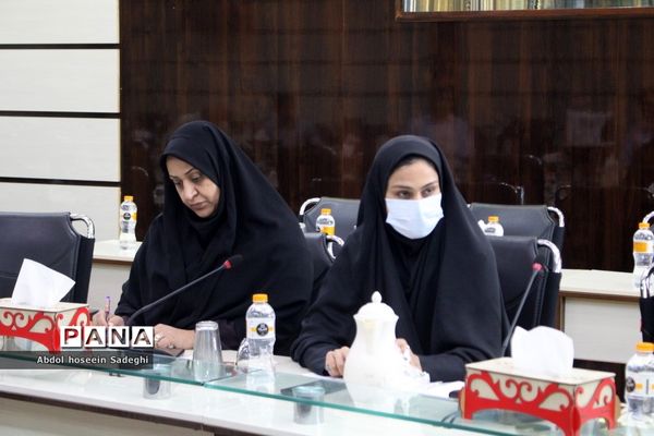 نشست مدیرکل آموزش و پرورش استان بوشهر با حوزه معاون پرورشی و فرهنگی