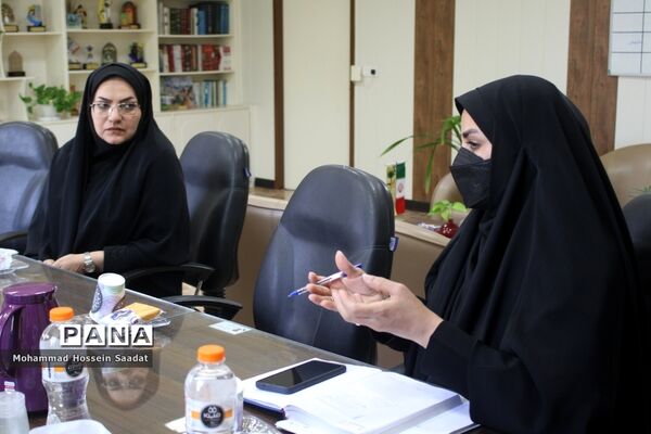 جلسه تدوین اطلس آسیب‌های اجتماعی معاونت پرورشی و فرهنگی اداره‌کل آموزش و پرورش استان بوشهر