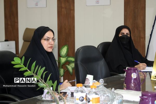 جلسه تدوین اطلس آسیب‌های اجتماعی معاونت پرورشی و فرهنگی اداره‌کل آموزش و پرورش استان بوشهر