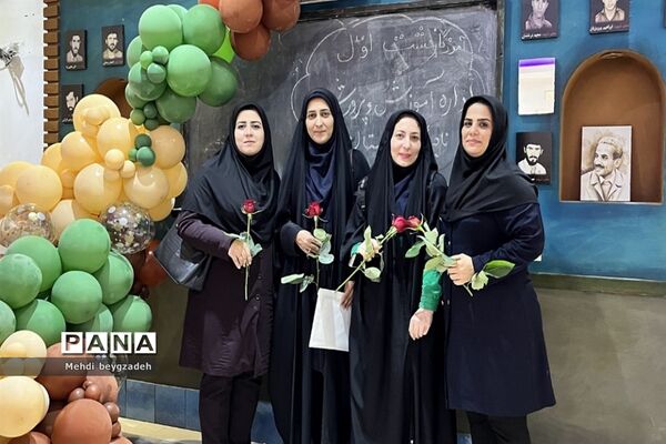 تجلیل از معماران خشت اول در ناحیه 2 بهارستان
