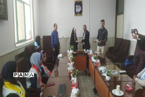 مراسم تجلیل  از دانش‌آموزان فعال سازمان دانش‌آموزی شهرستان پیربکران