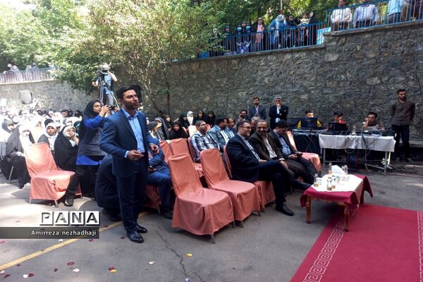 آیین افتتاحیه فعالیت‌های تابستانه در اردوگاه  شهید‌باهنر