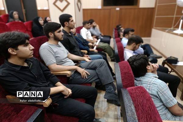 کارگاه سواد‌ رسانه‌ای در شهرستان قرچک