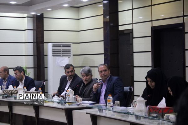 نشست هم‌اندیشی طرح شهید علی محمودوند در بوشهر