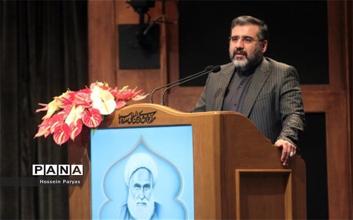 شهید بهشتی شبکه‌ای از نیروهای انقلاب با سلایق مختلف تشکیل داد