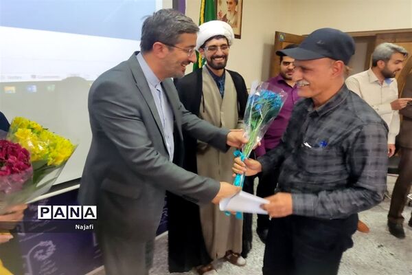 نشست شورای اداری آموزش‌و‌پرورش شهرستان خمینی‌شهر‌