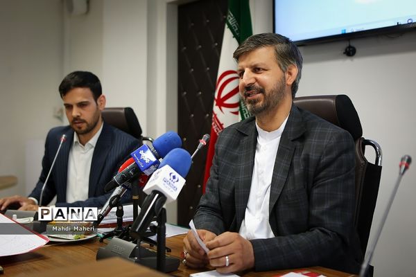 نشست خبری معاون پرورشی و فرهنگی وزیر آموزش و پرورش