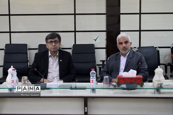 جلسه کار گروه طرح ملی نماد در بوشهر