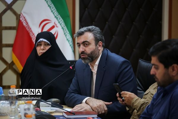 اولین جلسه ستاد بازگشایی مدارس «پروژه مهر» سال تحصیلی 1403-1402