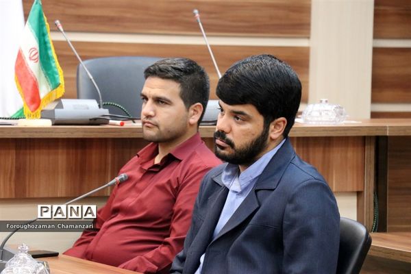 نشست هم‌اندیشی سازمان دانش‌آموزی خراسان‌رضوی با استان فارس