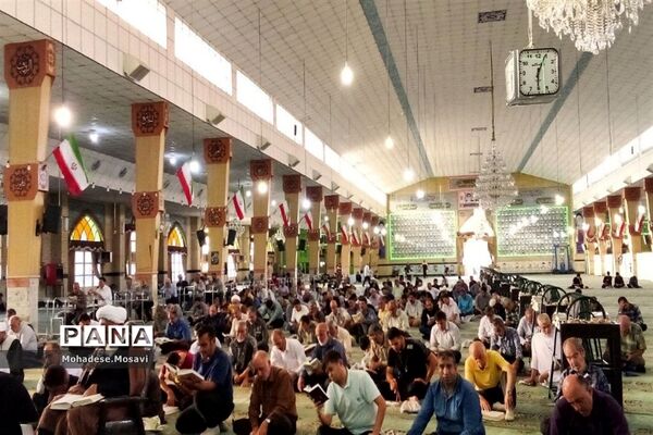 برگزاری دعای عرفه در مصلی امام خمینی(ره) پاکدشت