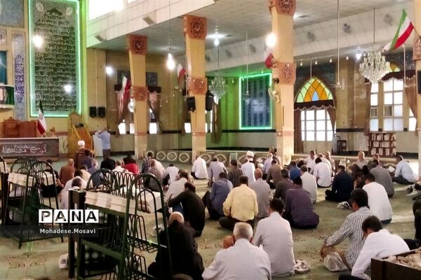 برگزاری دعای عرفه در مصلی امام خمینی(ره) پاکدشت