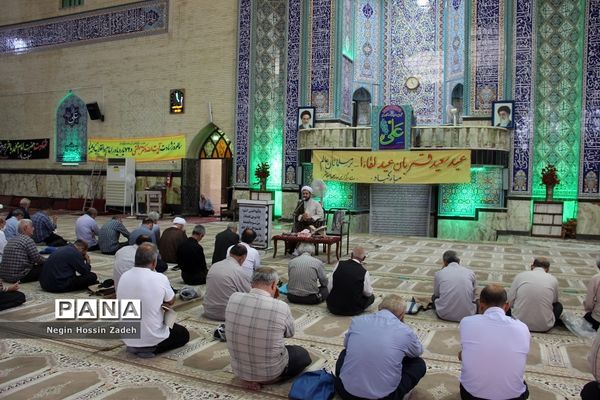 مراسم معنوی دعای عرفه درشهرستان اسلامشهر